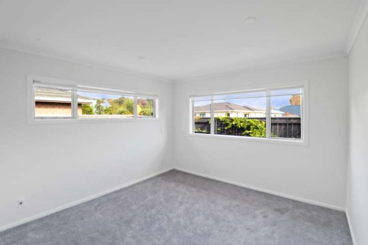 4 Martha Turnell Crescent 1302_6