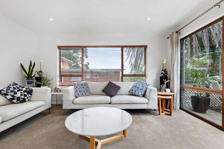 1/14 Surville Place Mairangi Bay_6