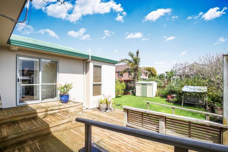 37 Spinnaker Drive Te Atatu Peninsula_14