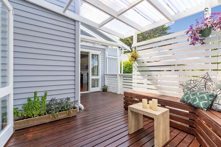 33 Rambler Crescent Beach Haven_7