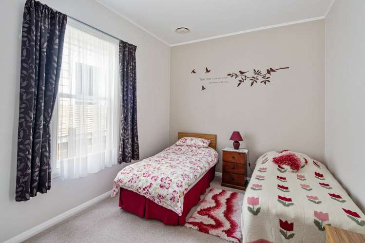 196 Rintoul Street Berhampore_12