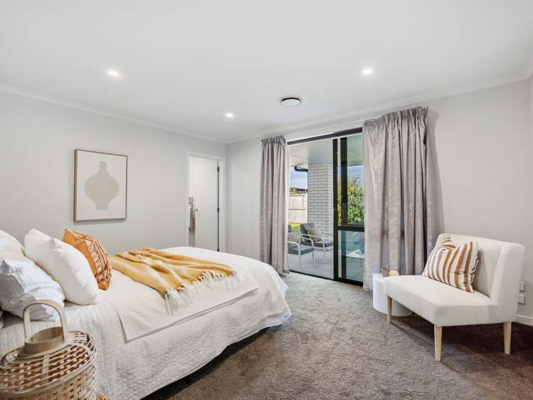 82 Puhirake Crescent Pyes Pa_10