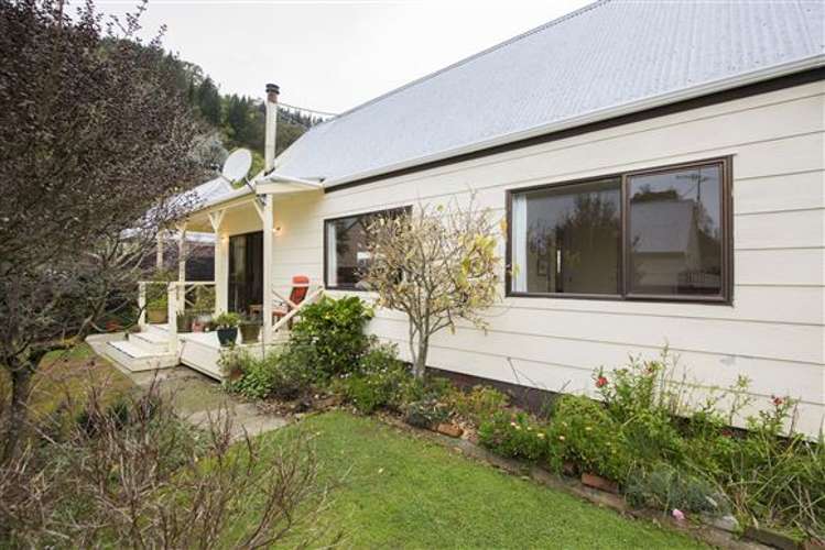 13 Hillside Lane The Brook_10