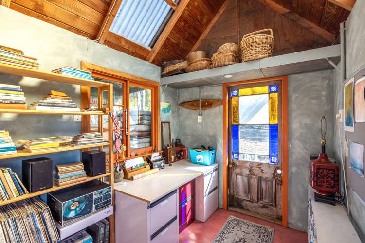 175 Orapiu Road Waiheke Island_27