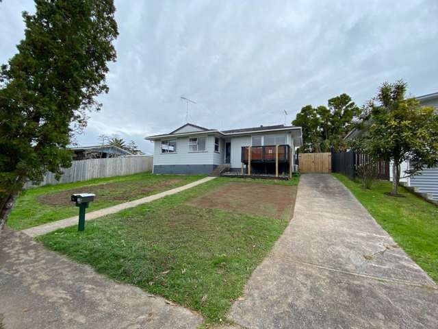 19 Robert Allan Way Pakuranga Heights_1