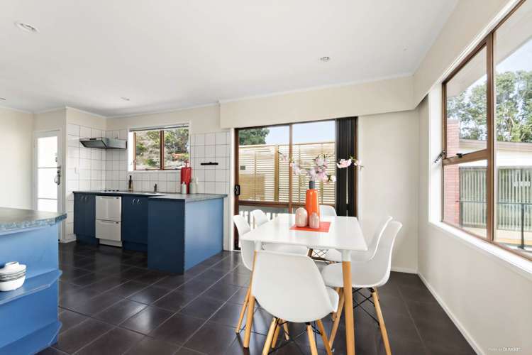 38 Kelman Road Kelston_3