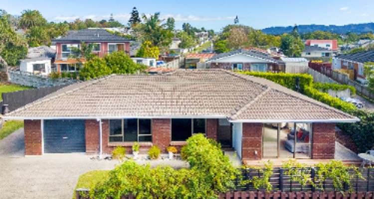 2/38 Miltonia Avenue_0