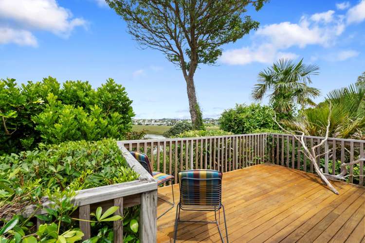 39 Ngataringa Road Devonport_22