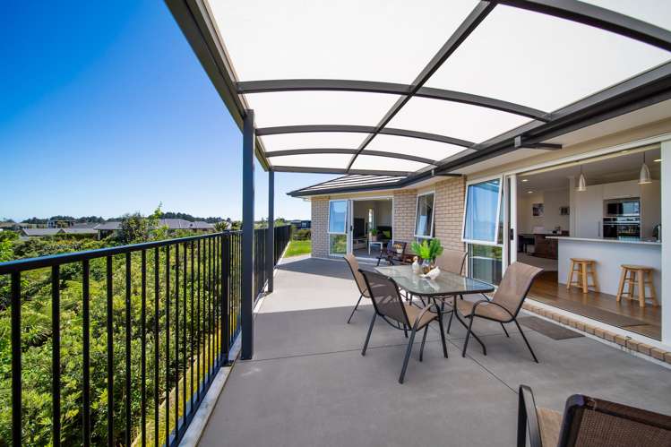 5 Condor Crescent Waiwhakaiho_2