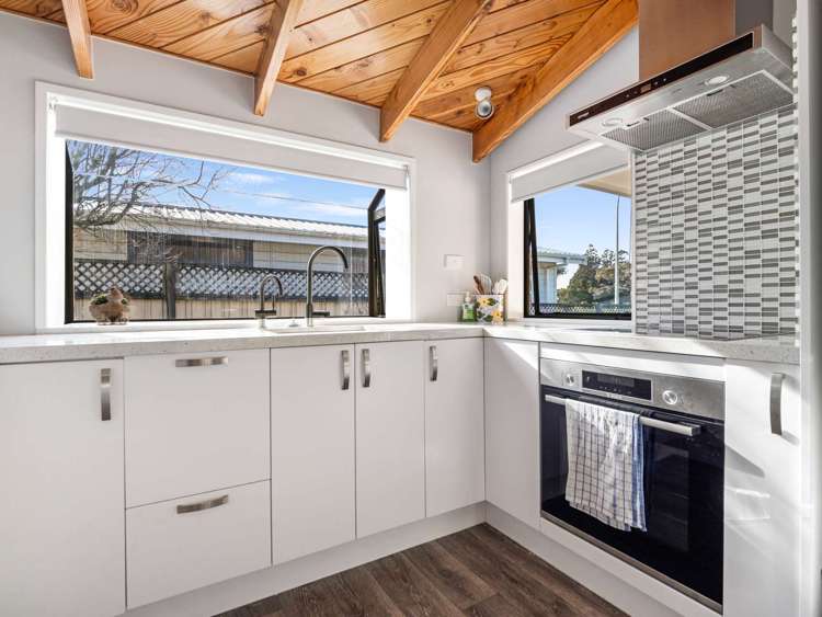 52 Racecourse Road Waiuku_5