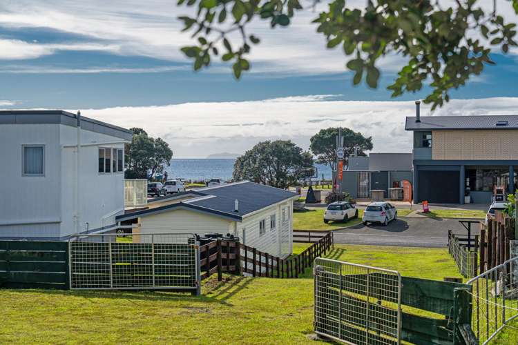 353 Tangiora Avenue Whangapoua_16