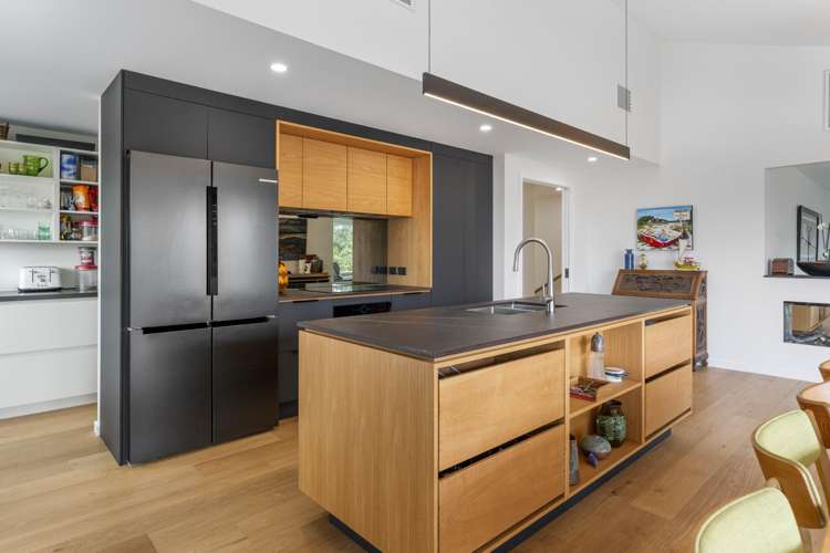 39 Chesham Avenue Waipahihi_3