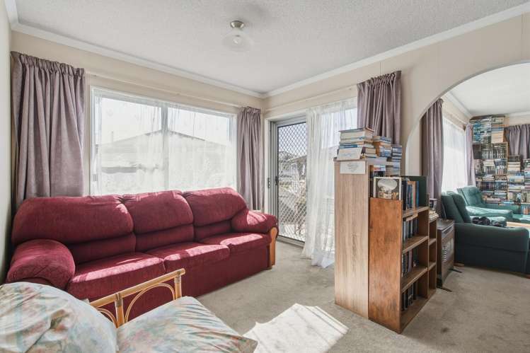 8 Tukapa Street Westown_7