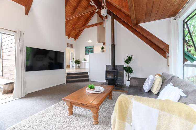 190 Glengarry Road Glen Eden_8