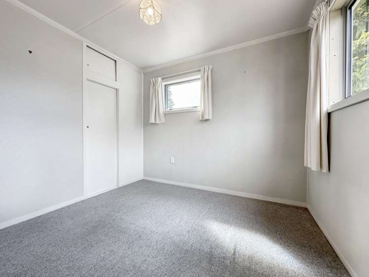 9 Maryburn Road Twizel_16