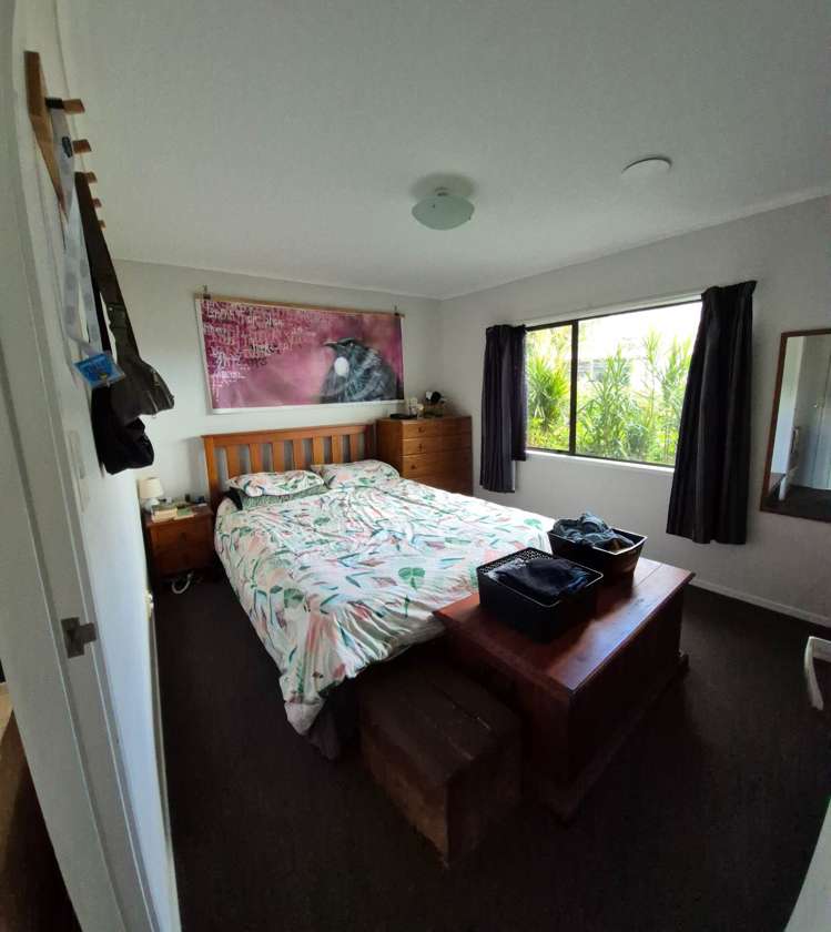 2/88 Sunvue Road Glen Eden_6