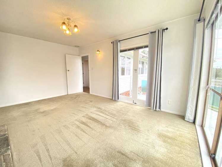 8 Whittle Place 1733_3