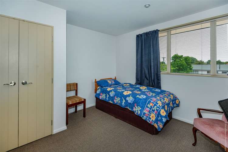 2 Palm Drive Shirley_15