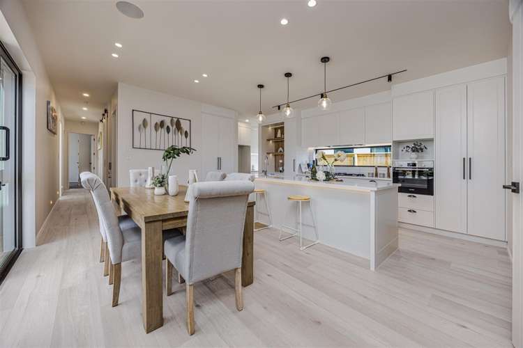 8 Arahi Road Clevedon_8