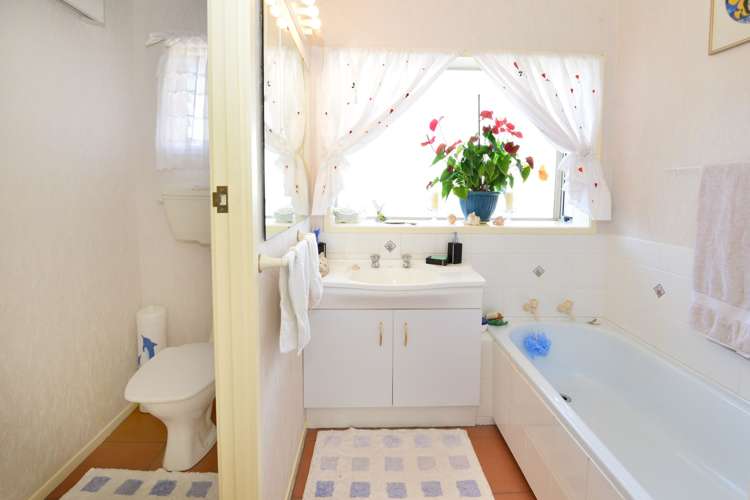 21b Elizabeth Street Orewa_16