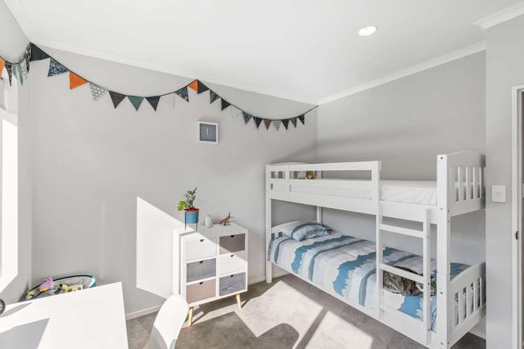 56 Stranraer Crescent Wattle Downs_10