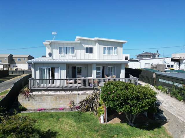 9 Roore Street Foxton Beach_1