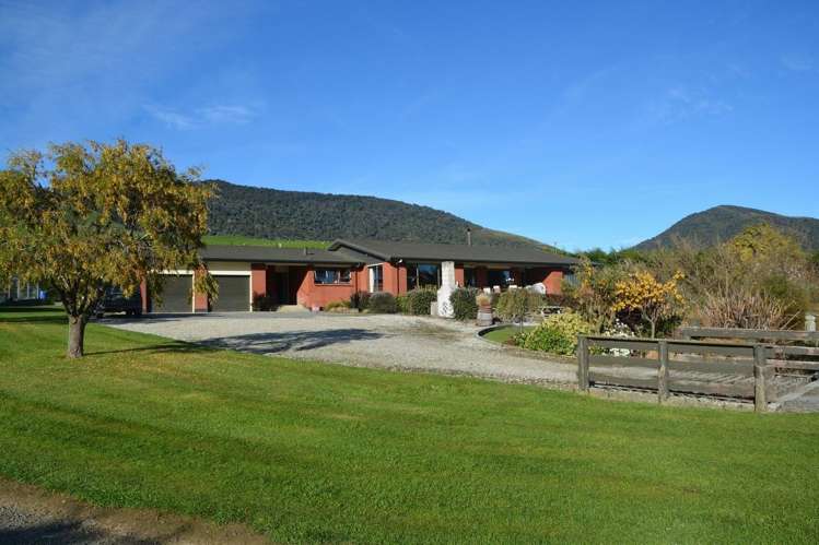 1551 Owaka Valley Road Catlins Surrounds_2