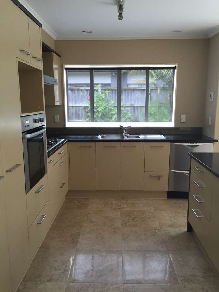 6 Seresin Crescent Flat Bush_4