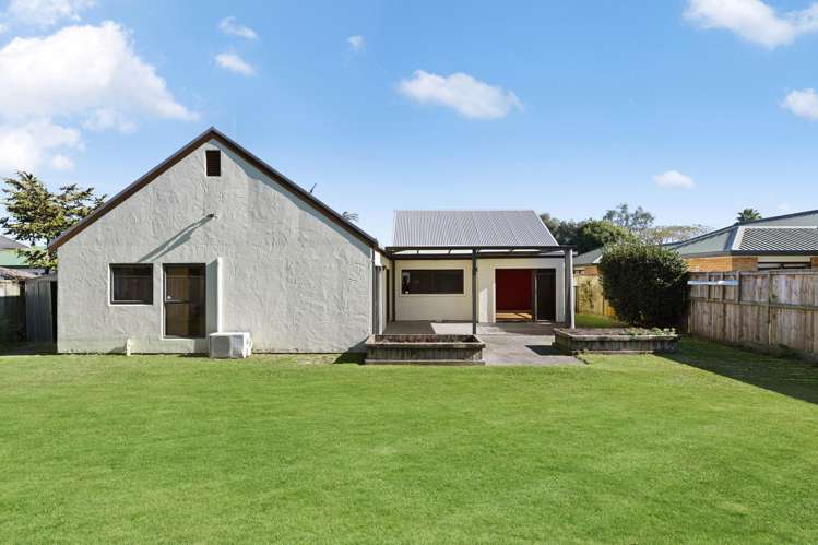 32 Caversham Drive Rototuna_16