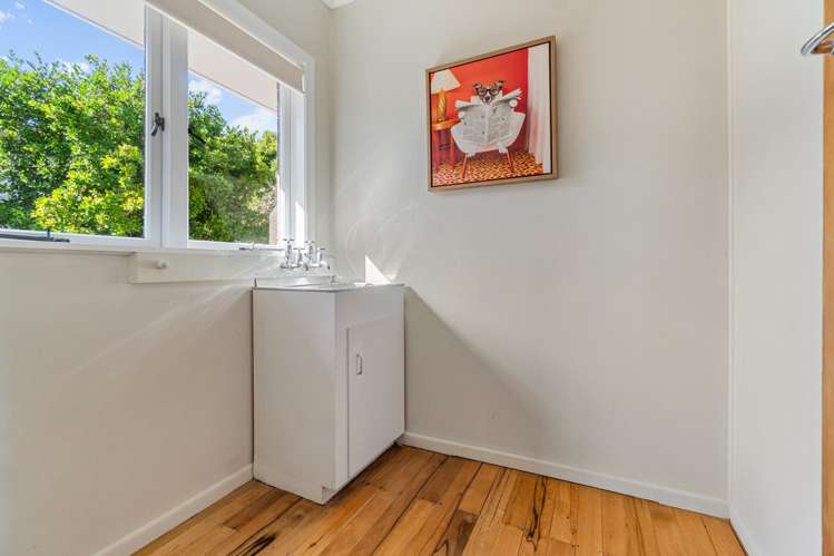 26 Kay Drive Blockhouse Bay_16