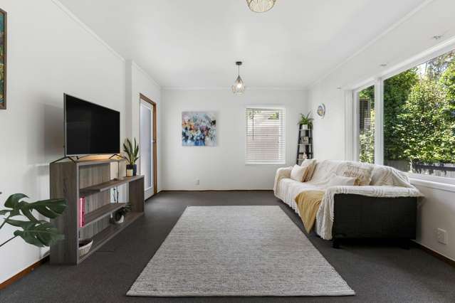 8/7 Lydia Avenue Northcote_2