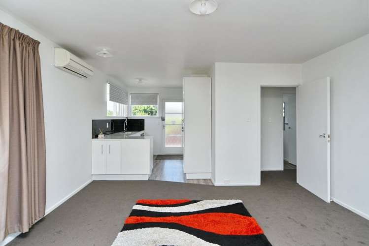 1/430 Ferry Road Woolston_5