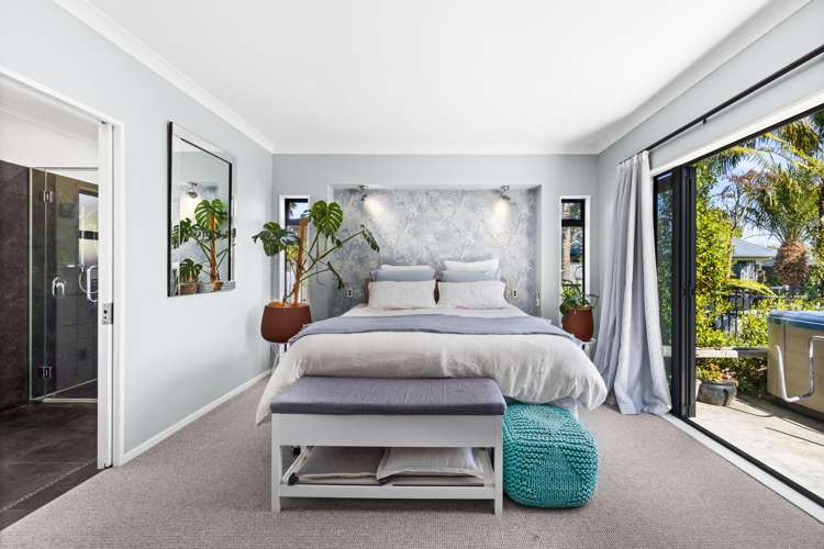 18 Delta Mews Place Clive_15
