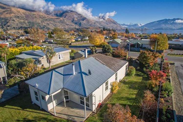 98 Tenby Street Wanaka_26