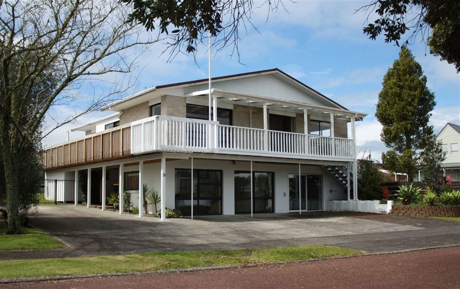 26 El Dorado Ledr Pauanui_0