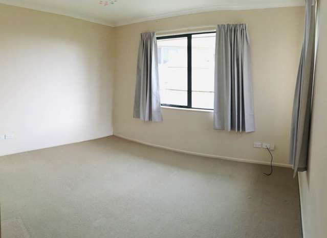 2 Teelin Place Flat Bush_4