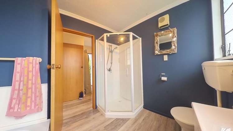 51 Tenby Street Moeraki_10