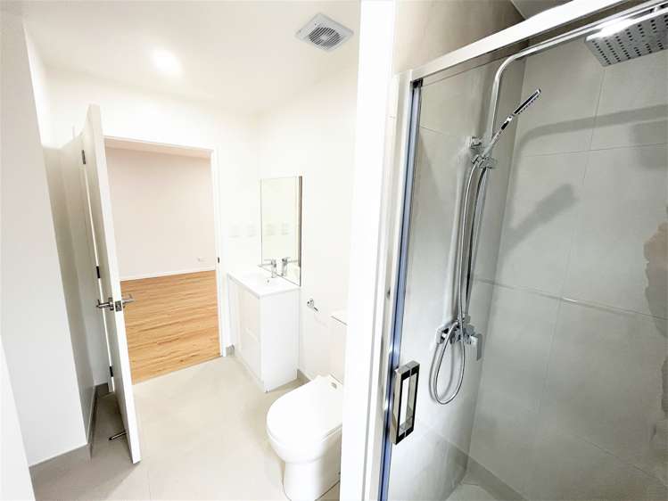 G01/3 Beaumonts Way Manurewa_7