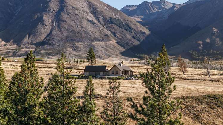 1/1789 Lake Ohau Road Lake Ohau_44