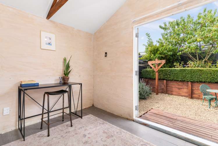 8 Lyttelton Street Somerfield_14