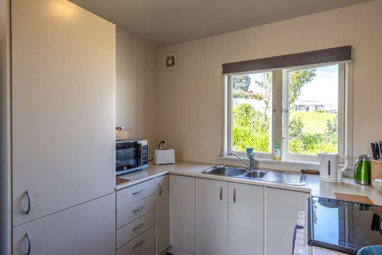 3 Bryan Road Surfdale_10