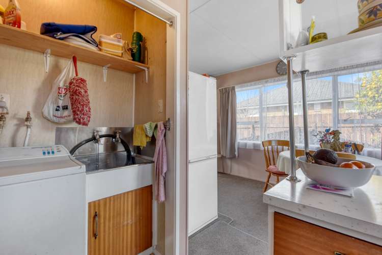 3/8 Exeter Street Stoke_3