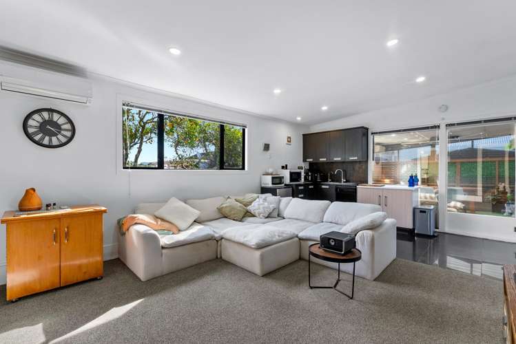 39 Sherwood Avenue Te Atatu South_14