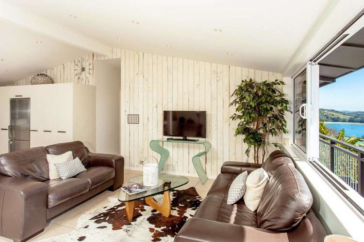 20 Queens Drive Oneroa_14