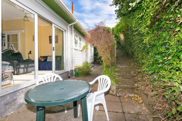 1 Wavell Street Karori_16