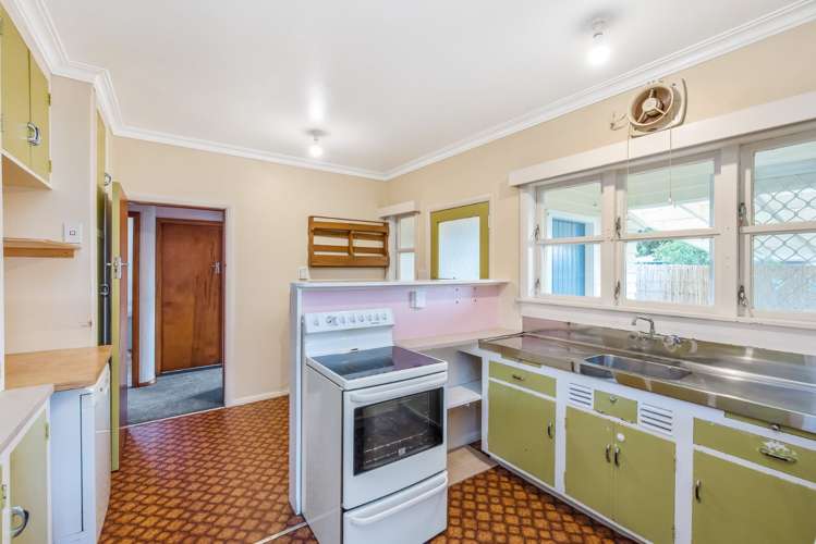 89 Parker Avenue Levin_4