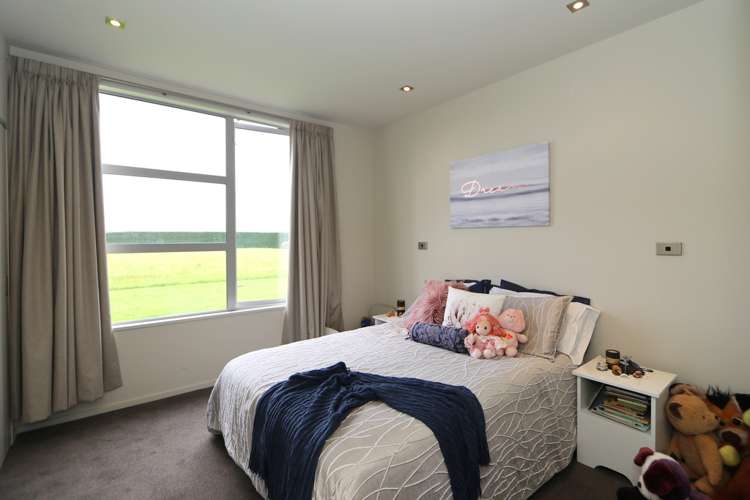 68 Wilcox Road Seaward Bush_13