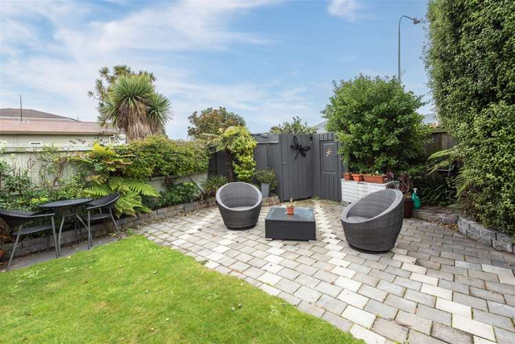 1/25 Celia Street Redcliffs_6