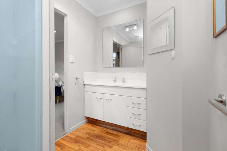 5 Robinia Place Ohauiti_11