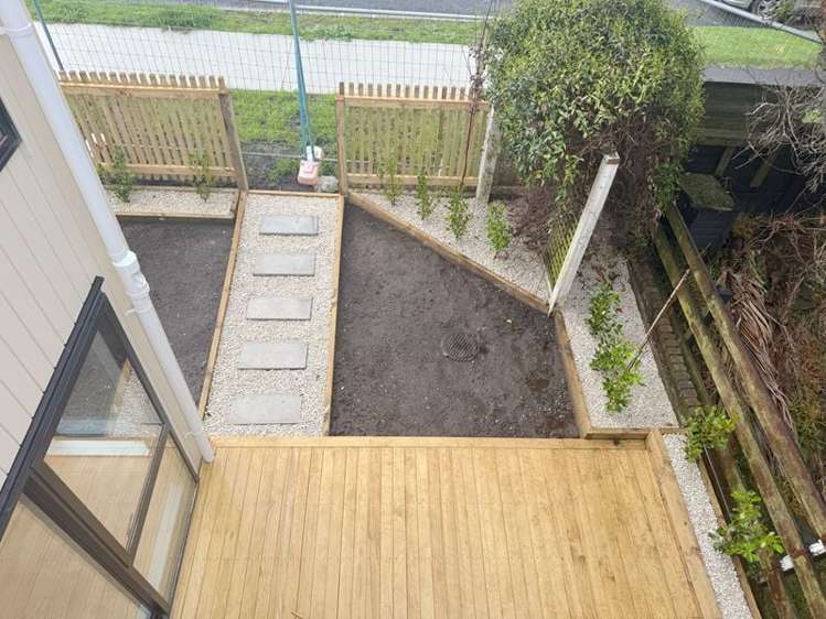 73 Hutchinsons Road Bucklands Beach_11